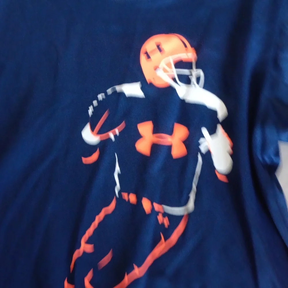 Under Armour long-sleeved football athletic shirt